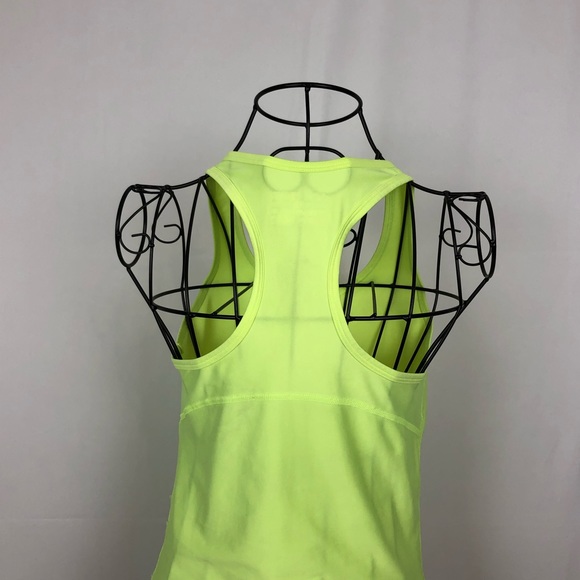 Under Armour racerback running singlet XS - Picture 3 of 5